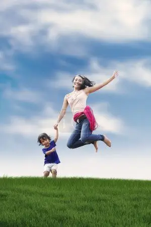 她的女儿的幸福女人