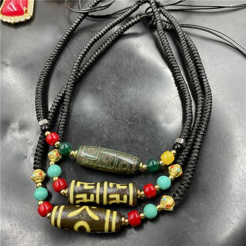 藏传玛瑙天珠 风化贵人九眼三眼四眼21眼虎牙莲师天珠玛瑙锁骨链 女款