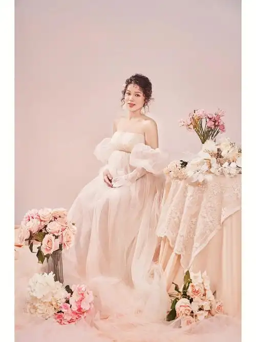 花仙子孕妇照瑜伽孕妇照