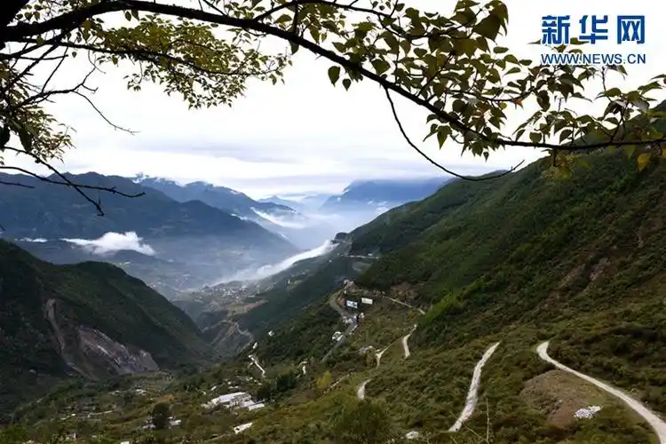 夜访二郎山中国最美景观大道上的幸福烦恼