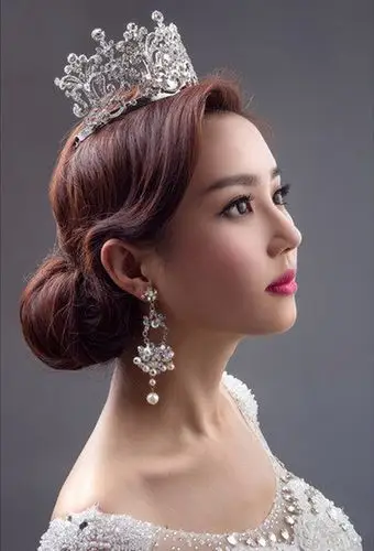 最适合中国新娘的,10款新娘婚纱发型总有一款适合你!