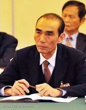 许世辉 达利园蛋黄派