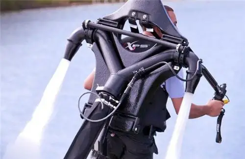喷气背包,让你自由飞翔