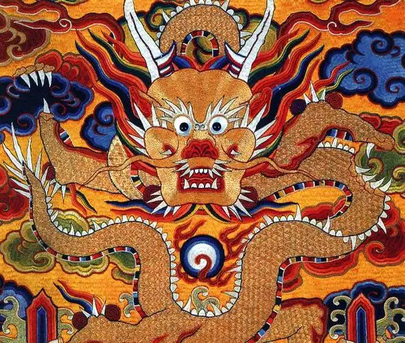 明代龙袍官服上的龙纹蟒纹