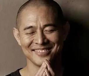 印堂悬针纹面相