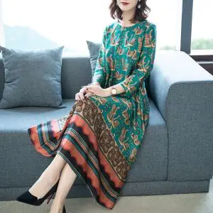 重磅真丝连衣裙2019秋冬新款名媛高档中袖宽松桑蚕丝中长裙