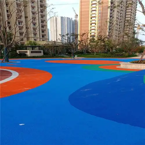 奥美佳 塑胶跑道厂家 小区塑胶地面 幼儿园塑胶图片