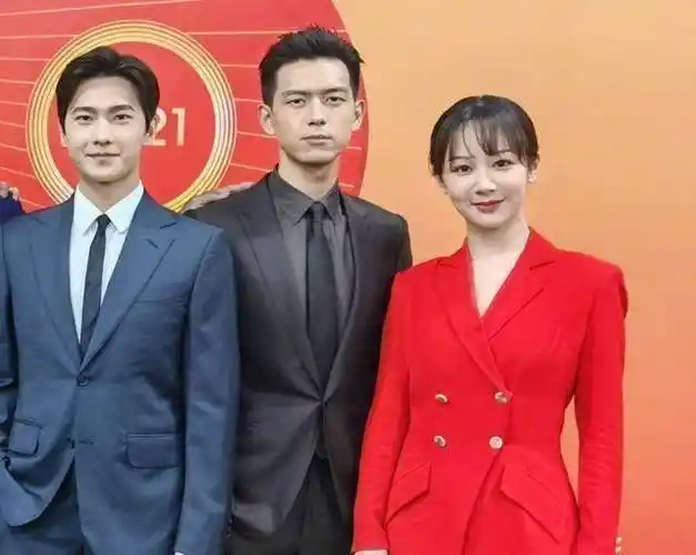 刘涛和高圆圆同框吸睛,杨紫却是全团最爱_李现_因为_张艺兴