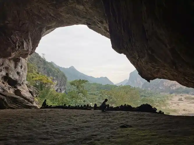 这个洞穴,为什么叫皇帝洞?