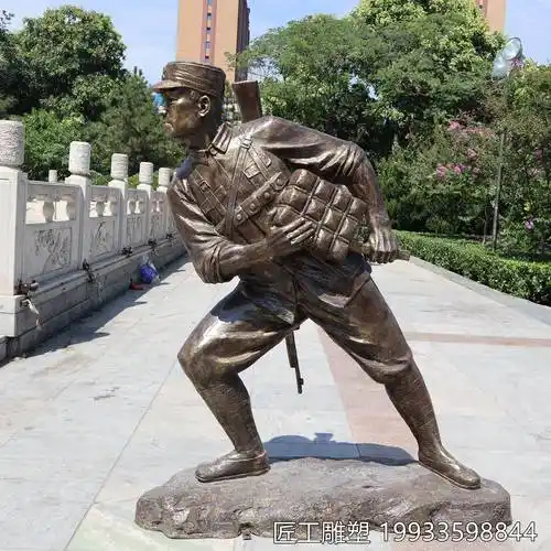 玻璃钢红军战士雕塑 仿铜红军人物雕塑_材料_历史_技术