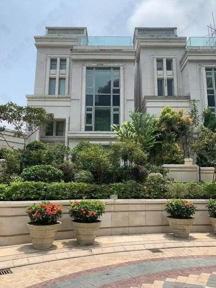 山頂独立别墅出租,白加道28號4274尺.白加道28号位於山 - 抖音