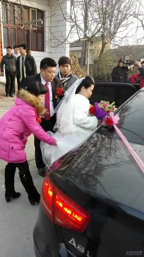 陕西悦翔家族车友会小董j89和小三去接新娘子了