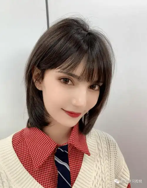 现在流行"减龄短发"50款