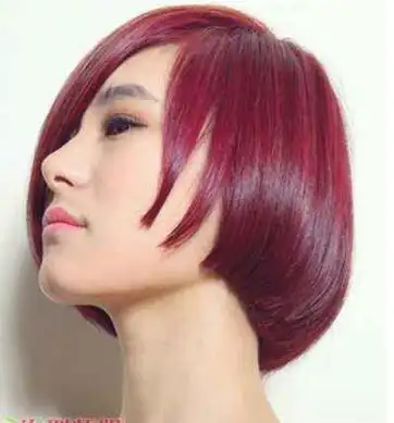 短发酒红色头发图片 女生酒红色短发这样扎迷死人(2)