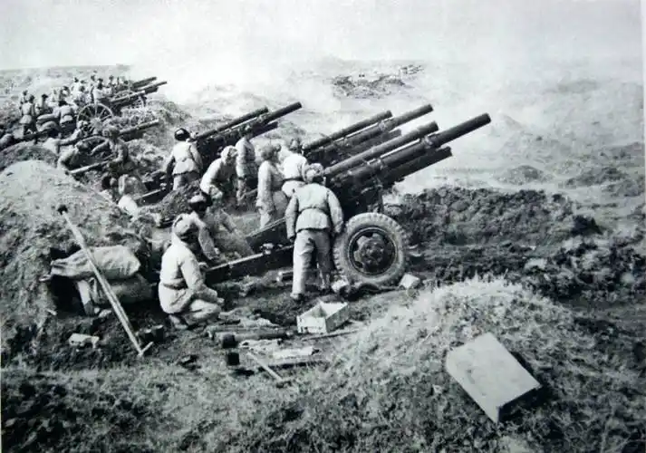 三兄弟参军全牺牲,此师长牺牲后,司令员大怒,处分一团长!