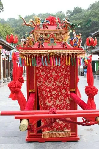 中式婚礼花轿出租要多少钱 中式婚礼流程是怎样的_结婚用品_婚庆百科