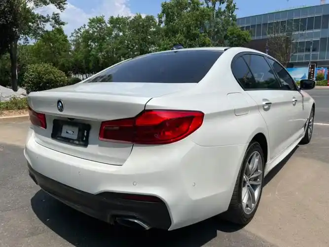 宝马 宝马5系  2018款 525li m运动套装图片