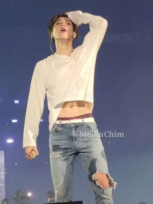 今天是腹肌的啦~#防弹少年团  #bts  #朴智旻  #jimin  #腹肌