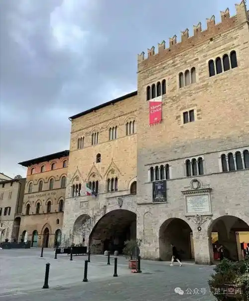 艺术家张展新作参加第二届意大利todi双年展_展览_作品_国际