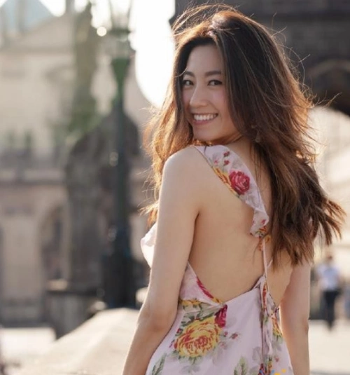 她曾是火遍全网的微软女神,今38岁彻底长开,气质不输一线女星_陈自瑶