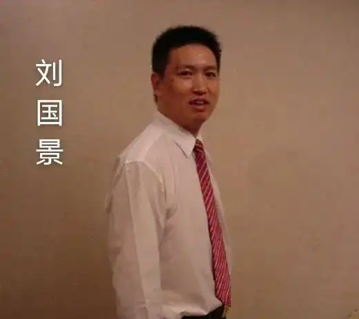 和常人不同的是,王琳和前夫的关系没有闹得很僵,反而她希望儿子能和