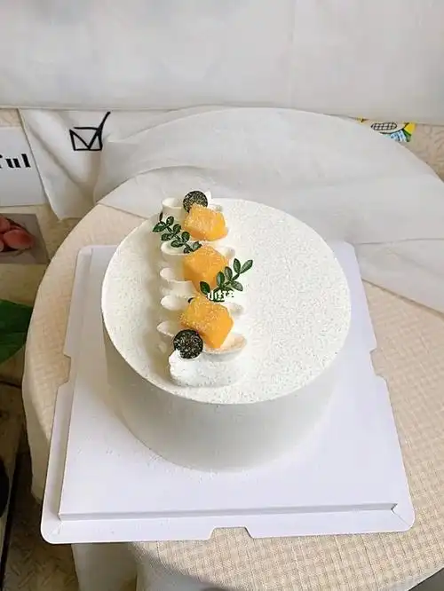 简约蛋糕水果蛋糕