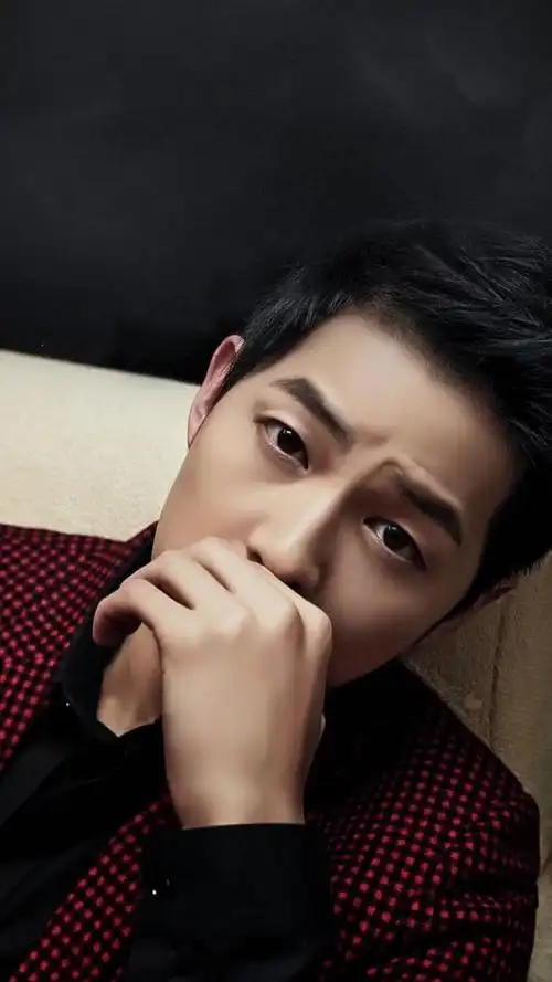 宋仲基韩杂marieclaire六月号高清大图