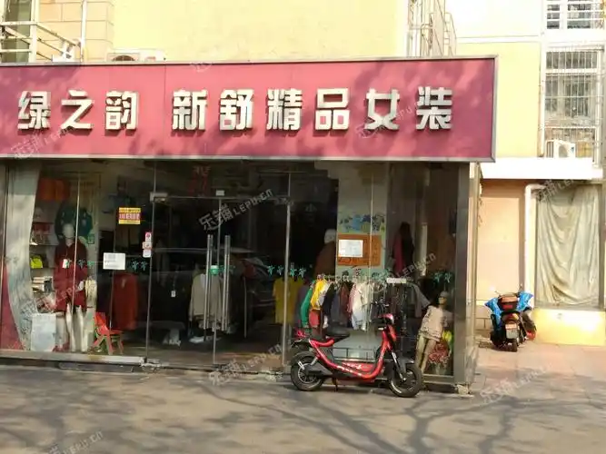 怀柔迎宾中路53㎡服装店转让,可办照