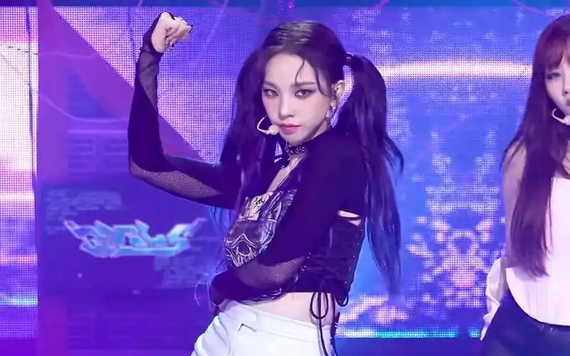 aespa柳智敏腿好好看这场造型绝了腿部直拍girls