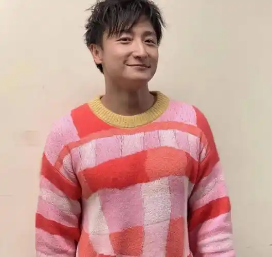 港姐冠军方力申新恋情曝光,被称"翻版冯盈盈"_深圳热线