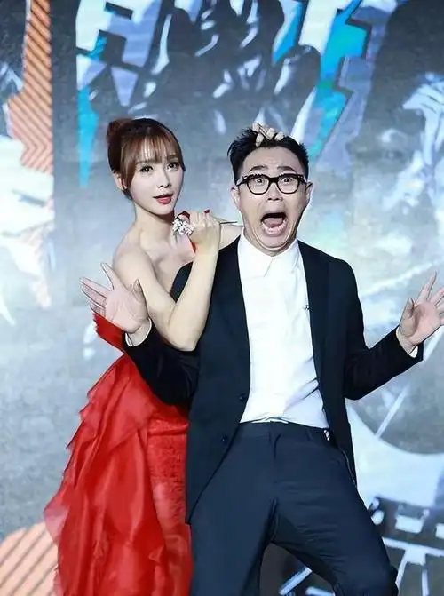 就差指名道姓了,只有贾玲一人挺身而出|大鹏|包贝尔|刘亦菲|女明星