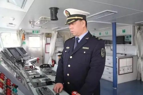 资讯中国海警2112船船长李继荣入选2018年福建省劳模和先进工作者推荐