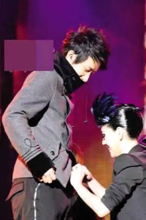 人妻魅力无法挡韩庚遭小s挑逗疑出现生理反应