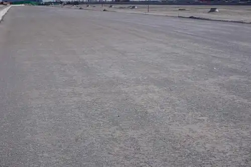 二灰碎石层碾压