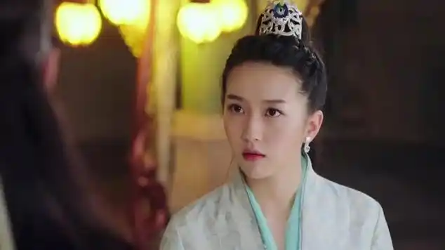 择天记:落落命在旦夕,连圣后都救不了,却被长生救活了|第5季|小说家