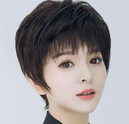 适合40一50岁女性短发发型图片