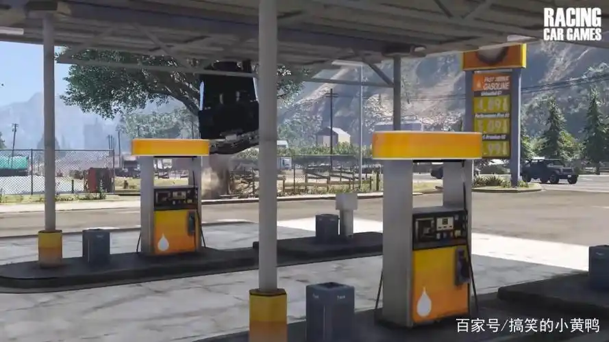 在gta系列游戏中都有加油站,想必玩过这款游戏的人都炸过或者用车撞过