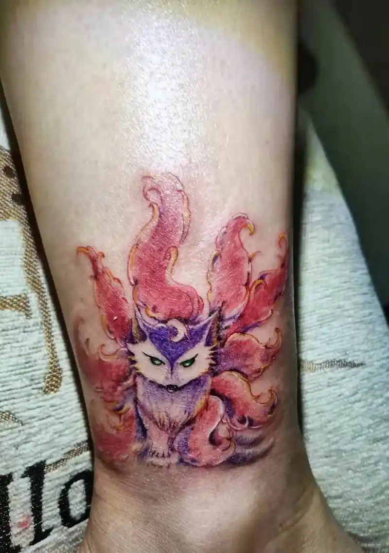 纹身刺青手绘九尾狐