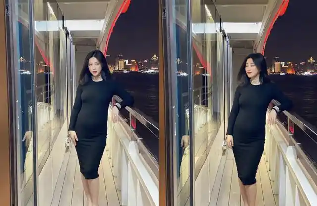 朱珠怀孕后罕见高调秀恩爱,穿老公西装难掩孕肚,腰身圆润又丰满