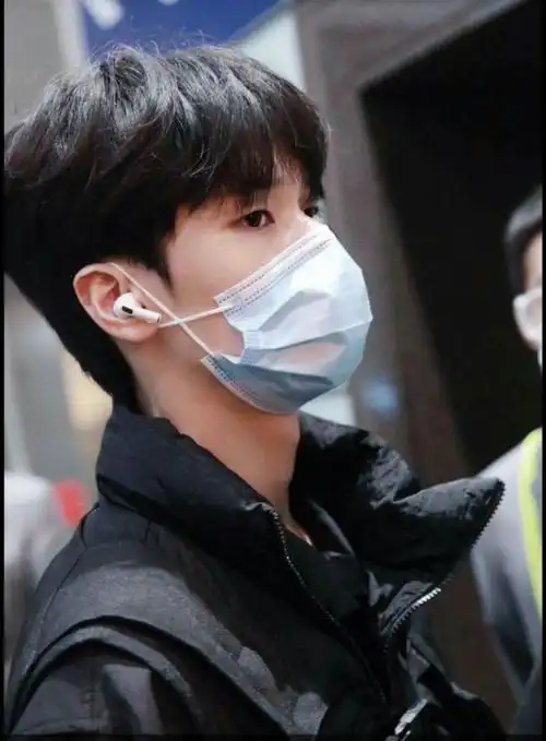 丁程鑫:七年的你仍若星辰