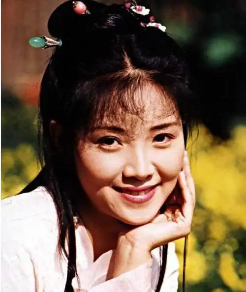 28岁走红,37岁嫁富商,52岁依旧像少女,如今却被观众遗忘|刘玉婷