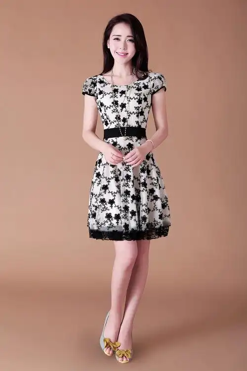 2015韩版新款时尚气质淑女修身圆领短袖碎花裙子春夏季女装连衣裙