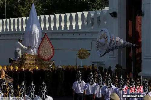泰国举行已故国王普密蓬葬礼彩排