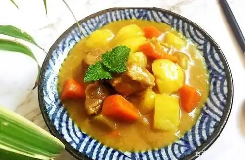 咖喱牛腩