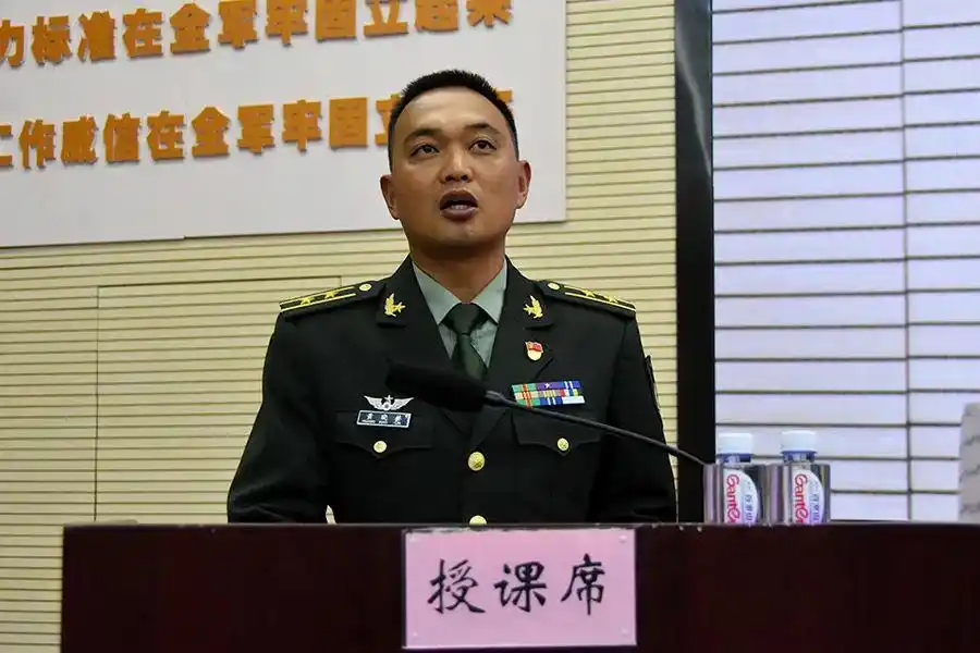 营长教导员当班长少将大校做教员这场集训有来头有看头