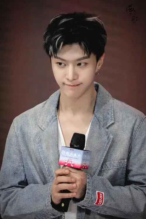 #范丞丞芬腾品牌代言人#