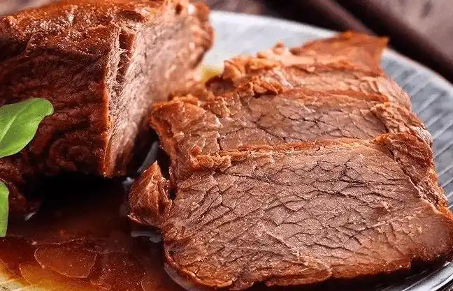 为何卤牛肉卖得比鲜牛肉便宜商贩不小心说漏嘴网友被套路了