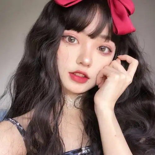 甜酷流行的2021年女生头像