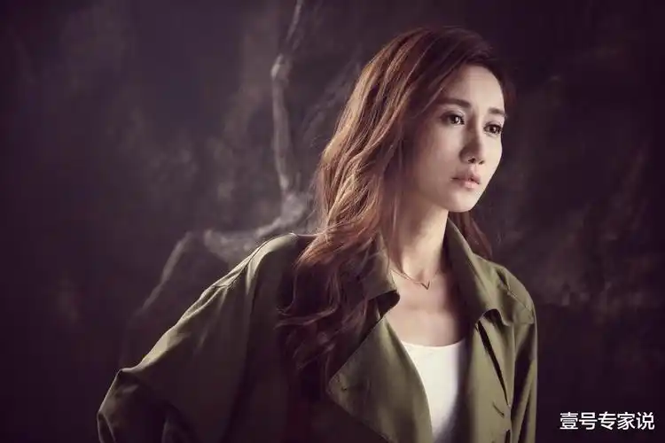 她出道10年都没被徐峥捧红, 却因在黄渤电影里跳了10秒,就让人铭记!