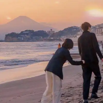 最潮流的情侣头像一男一女一人一张 超唯美浪漫的情侣高清头像图